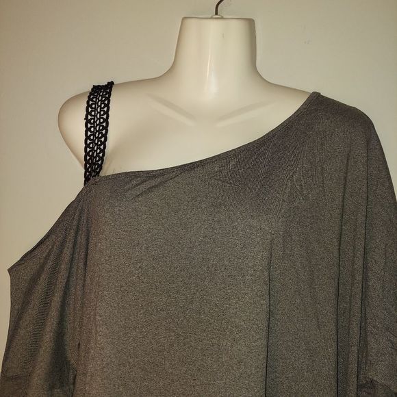 Gray Women's Plus Size Asymmetrical-Neck Cold Shoulder T-Shirt - Picture 5 of 11